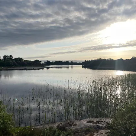 Beautiful Lakeside In Donegal Gaeltacht Holiday home